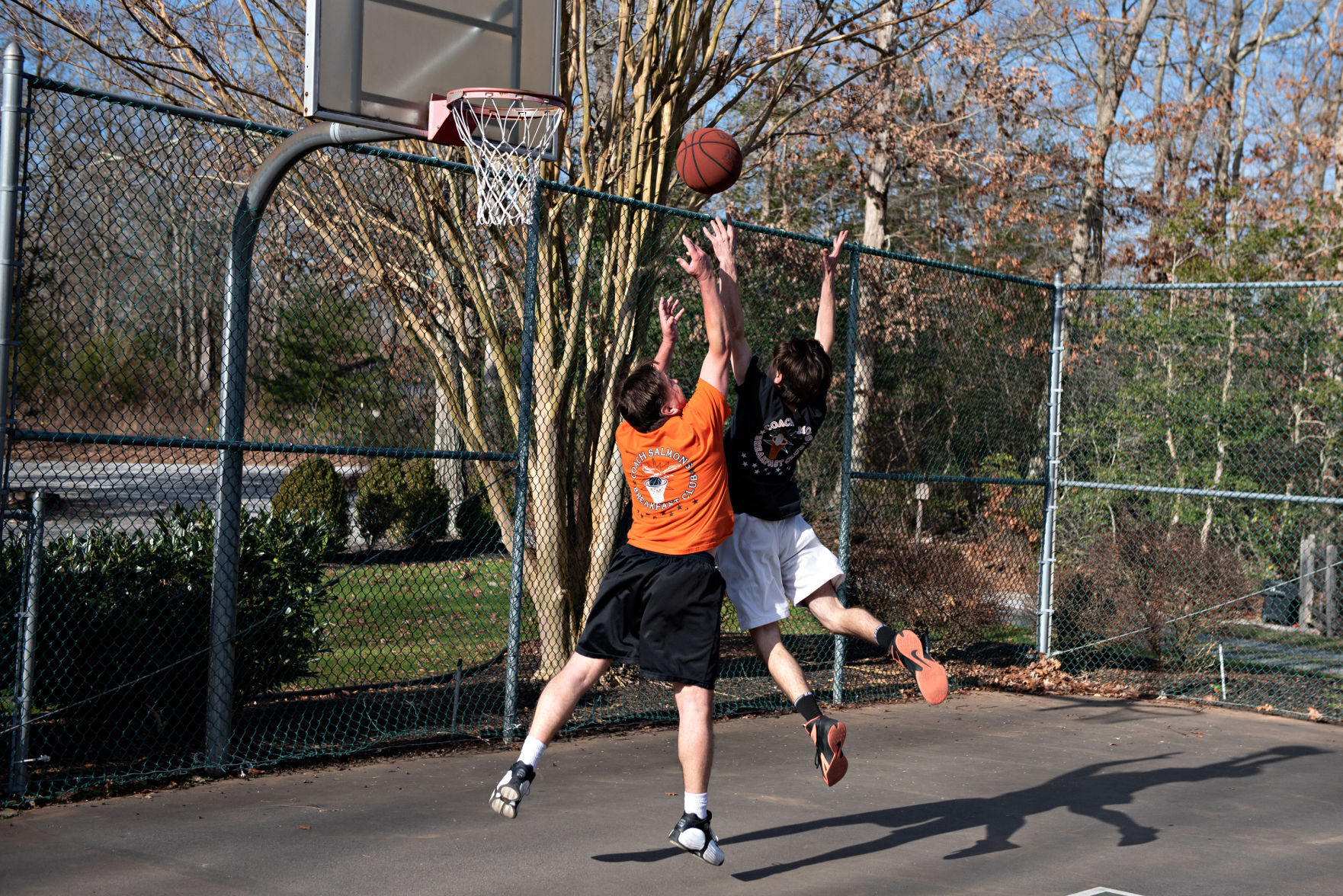 010321_nws_50hoopsclub